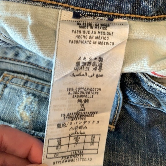 GUESS Dark Gold Rush Wash Distressed Bootcut Jeans Size 32 - Picture 10 of 12